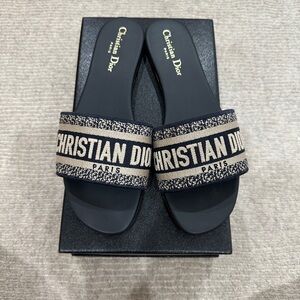 Dior Navy and Tan Women's Slippers